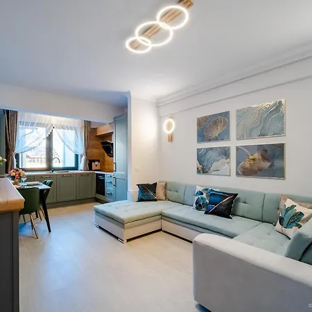 Bliss Land Luxury Apartment Gura Humorului