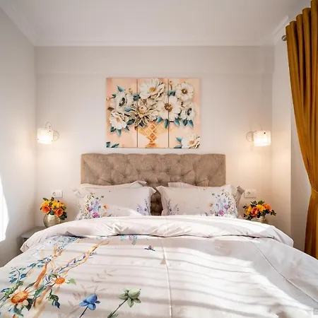 Bliss Land Luxury Apartment *