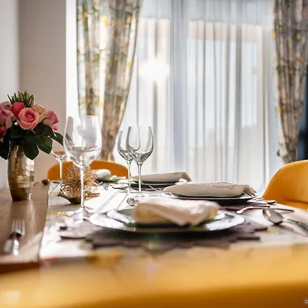 Bliss Land Luxury Apartment Gura Humorului