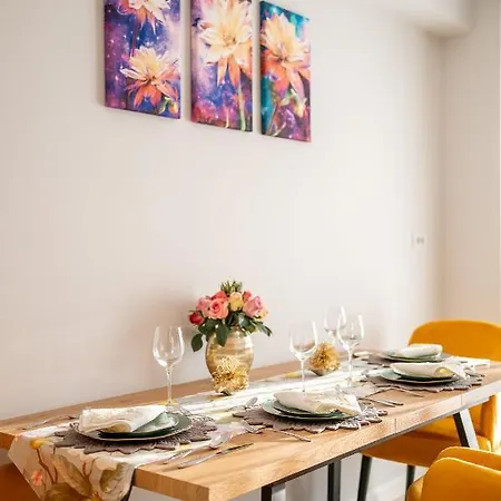 Bliss Land Luxury Apartment Gura Humorului